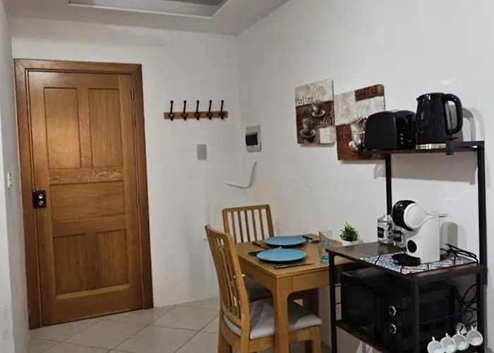 Sea Breeze Qawra خليج سانت بول