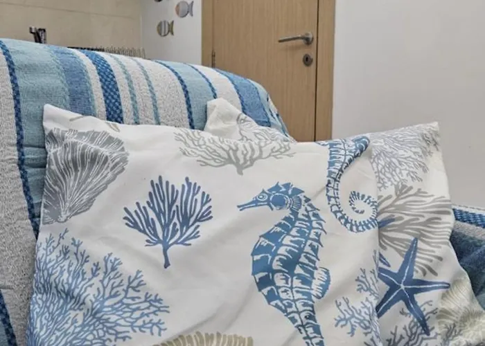 Sea Breeze Qawra شقة